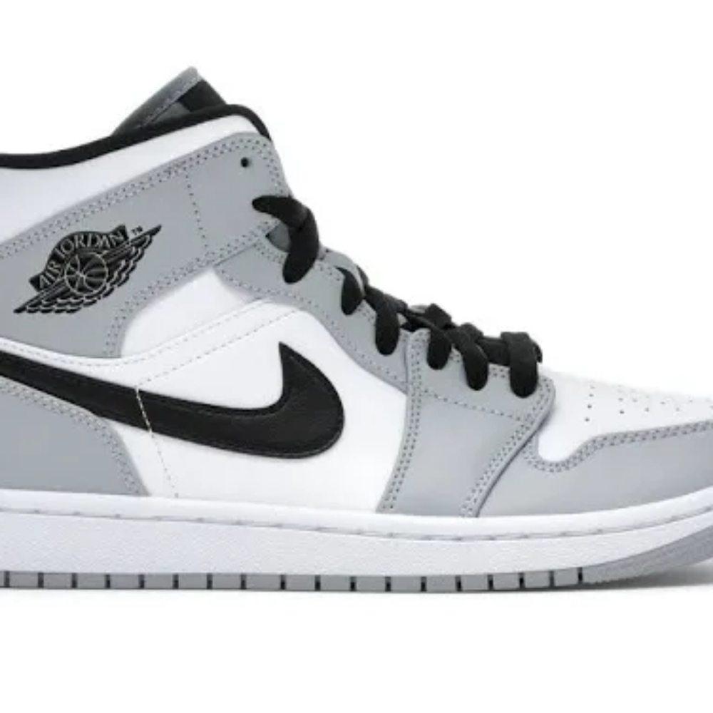 Nike Air Jordan Retro 1 mid light smoke Grey sz 9 women / 7.5 men
